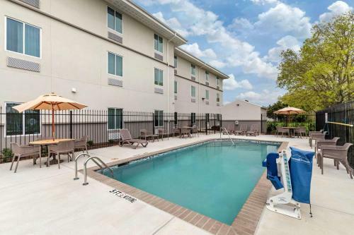 Hotel Mainstay Suites Lancaster Dallas South