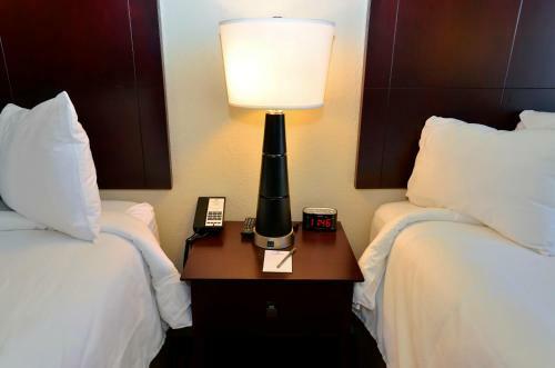 Hotel Cobblestone Inn & Suites - Holstein
