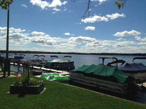 Hotel Fife Lake Lodging