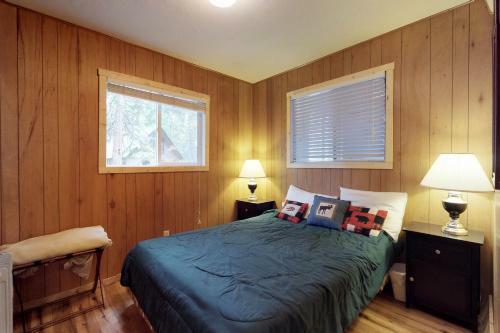 Blue Meadow Cottage