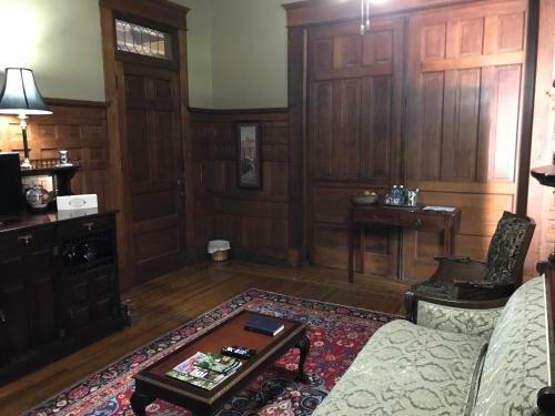 Bed & Breakfast Edwardian Inn