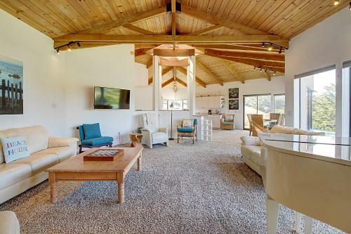 Sommers-elliott Escape