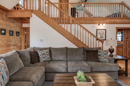 Glade Mountain Top Retreat Cabin