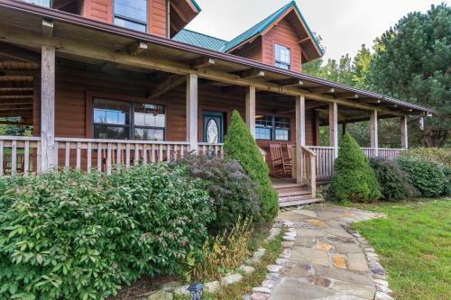 Glade Mountain Top Retreat Cabin