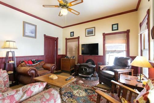 Rose Street Bed & Breakfast