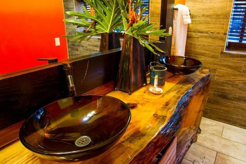 Nomads Hotel