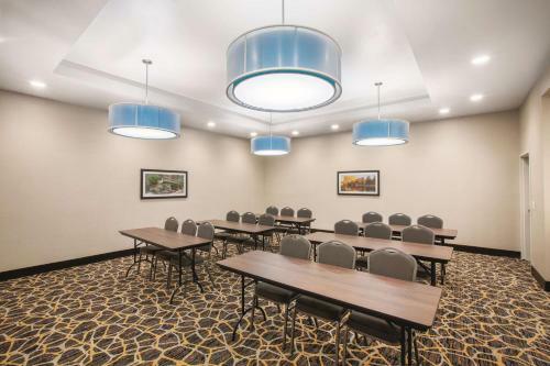 Hotel La Quinta By Wyndham Tulsa Broken Arrow