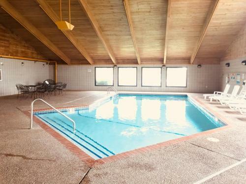 Hotel Regency Inn And Suites