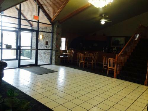 Hotel Regency Inn And Suites