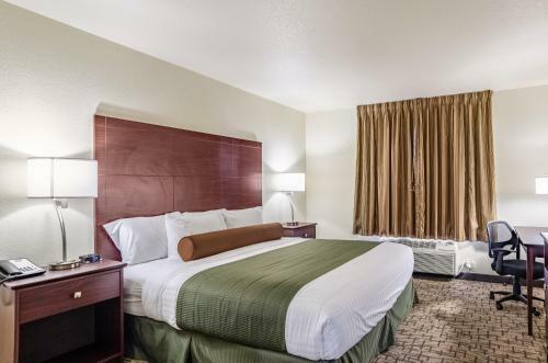 Hotel Cobblestone Inn & Suites - Bridgeport
