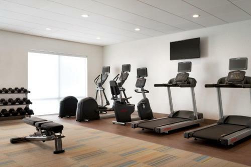 Hotel Holiday Inn Express & Suites - Cincinnati South - Wilder