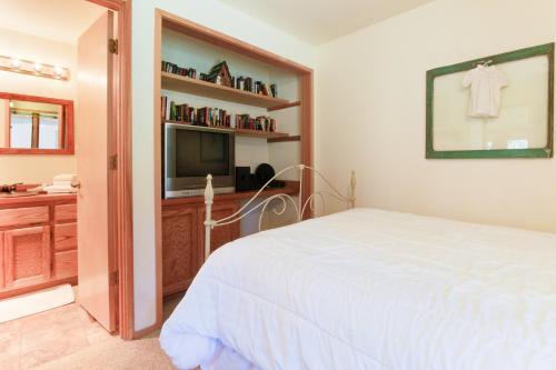 Golden Eagle Lane 17 | Discover Sunriver