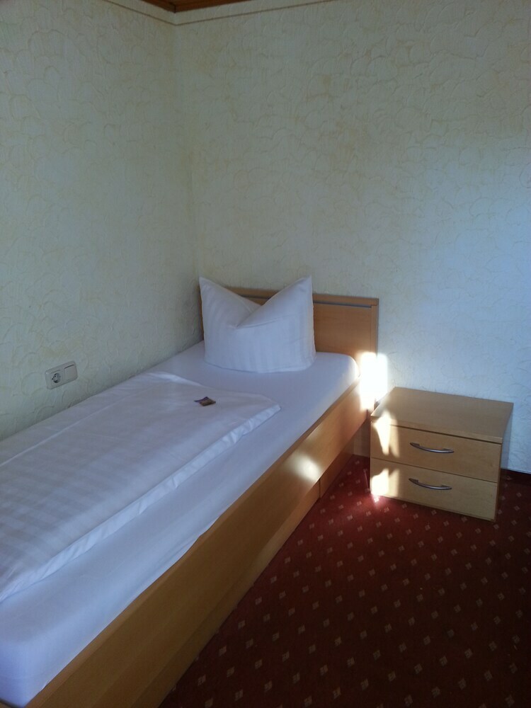 Hostal Gasthof Adler
