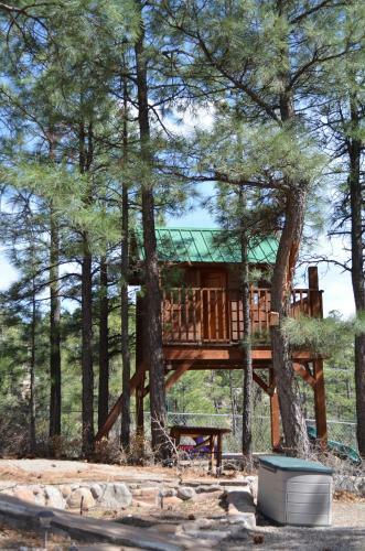 Bed & Breakfast Pueblo Canyon Inn