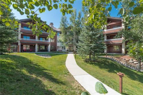 3109 Champagne Lodge, Trappeur's Crossing