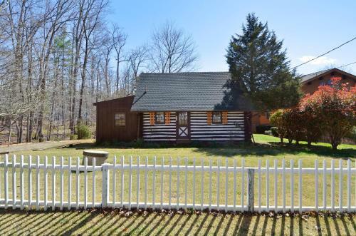 Villa Mystic Mountain W/ Log Cabin