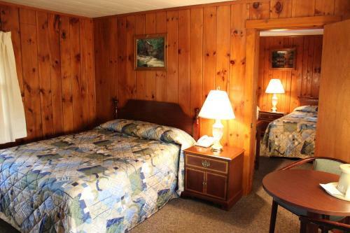 Hotel Nootka Lodge