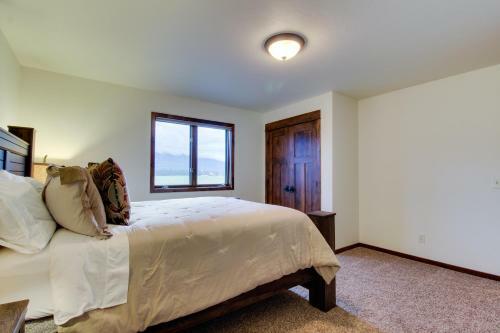 Elk Park Lodge