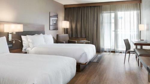 AC Hotel By Marriott Cleveland Beachwood