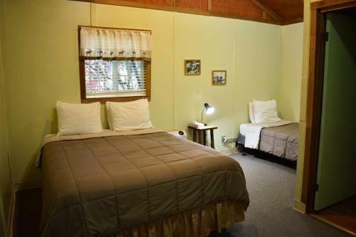 Exit Glacier Lodge
