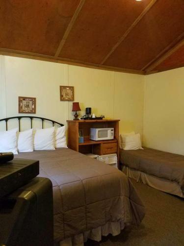Exit Glacier Lodge