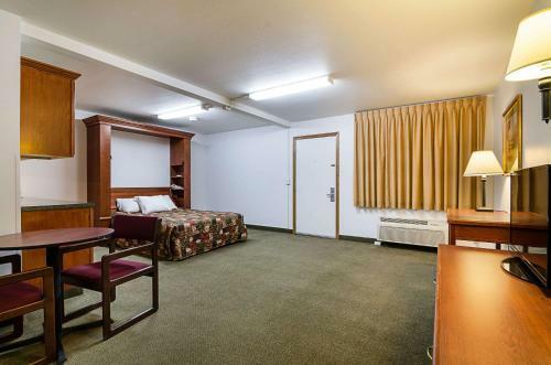 Hotel Rodeway Inn Larned