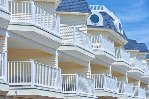 Motel Drifting Sands Oceanfront Hotel