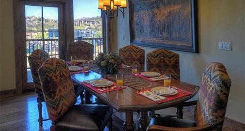 Apartamento Edgemont 2501