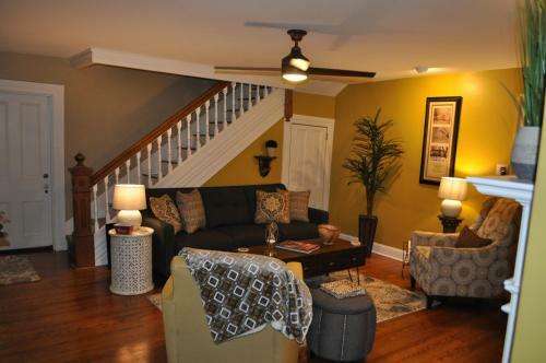 Bed & Breakfast Mansion Farm Inn