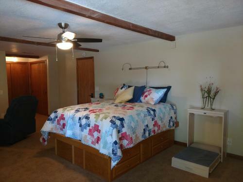 Bed & Breakfast Ponderosa Ridge A B & B