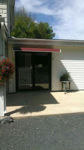 Beagle's Bed & Breakfast