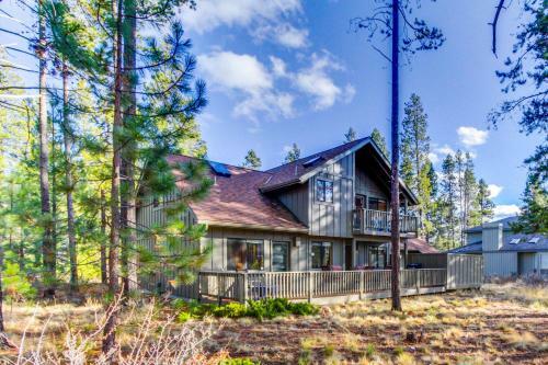 28 Cypress