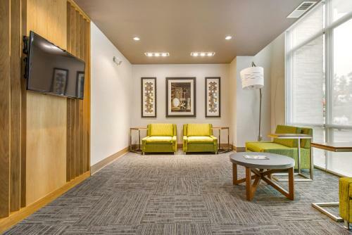 Hotel Holiday Inn Express & Suites - Carrollton West