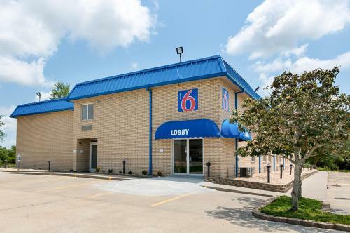 Hotel Motel 6 New Iberia