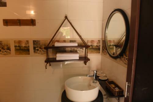 Anh Tuan Tam Coc Old Space Bungalow