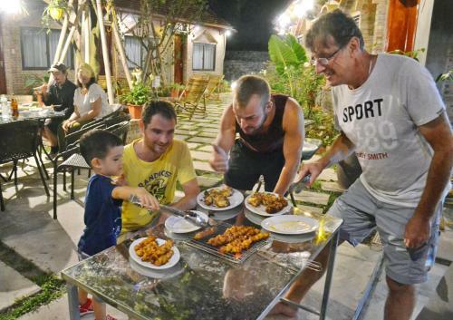 Anh Tuan Tam Coc Old Space Bungalow