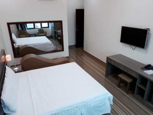 Hong Chau Sevt Hotel