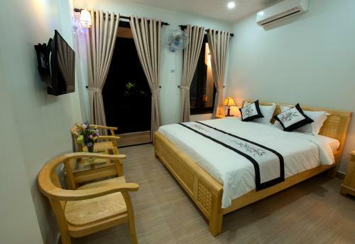 Bed & Breakfast Hue Homestay Riverside