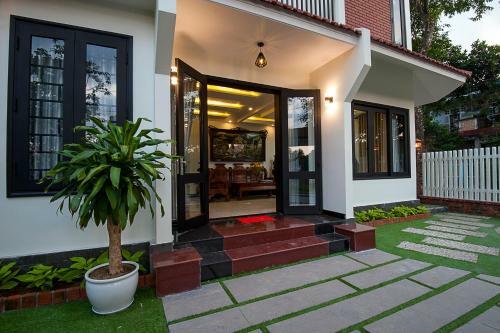 Bed & Breakfast Hue Homestay Riverside