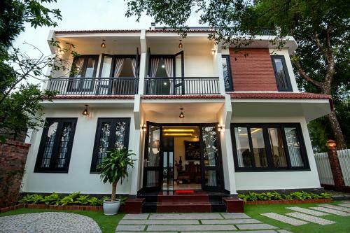 Bed & Breakfast Hue Homestay Riverside