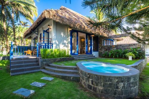 Hotel L'azure Resort And Spa