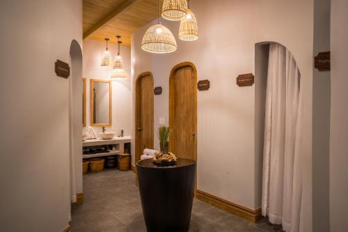 Hotel L'azure Resort And Spa