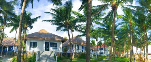 Hotel L'azure Resort And Spa