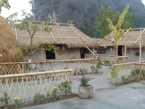 Vietnamese Ancient Village- Lang Viet Co Hotel