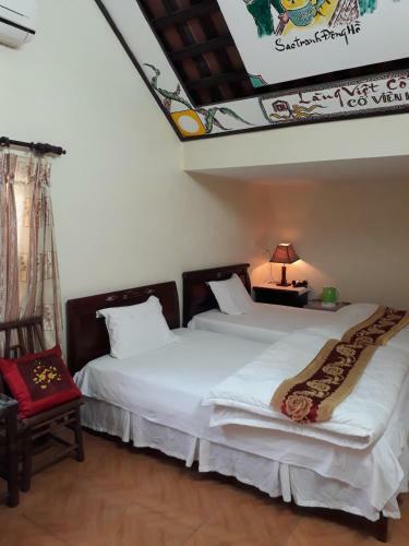 Vietnamese Ancient Village- Lang Viet Co Hotel
