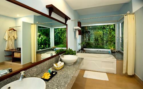 Hotel Madagui Forest City