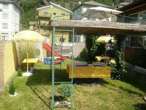 Hotel Albergo Motel Dosd�