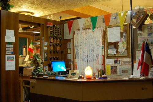 Hotel Albergo Motel Dosd�