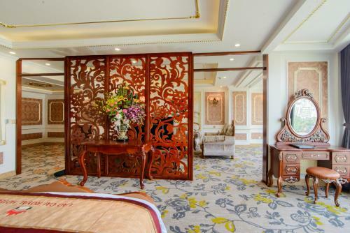 Lao Cai Royal Hotel