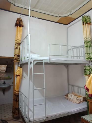 Cuc Phuong Hao Tham Homestay Hotel